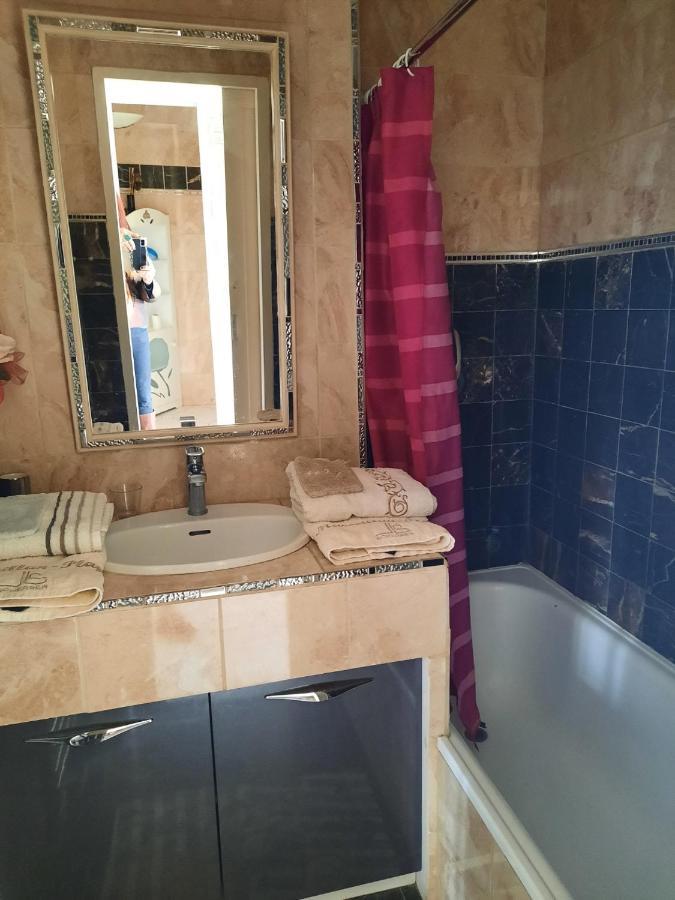Appartement De Charme Sur Le Port De Marseillan Екстериор снимка