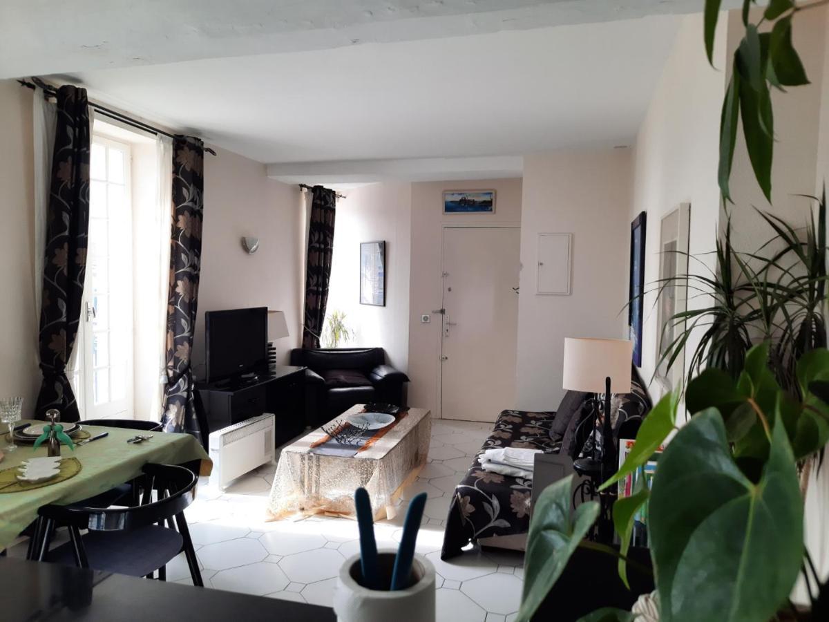 Appartement De Charme Sur Le Port De Marseillan Екстериор снимка